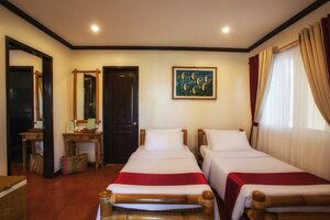 Pura Vida Beach & Dive Resort (Central Visayas, Negros Oriental, Dauin, Washington Street), hotel