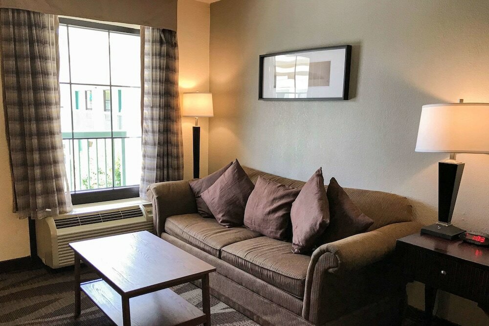 Фото Quality Inn Windsor Mill