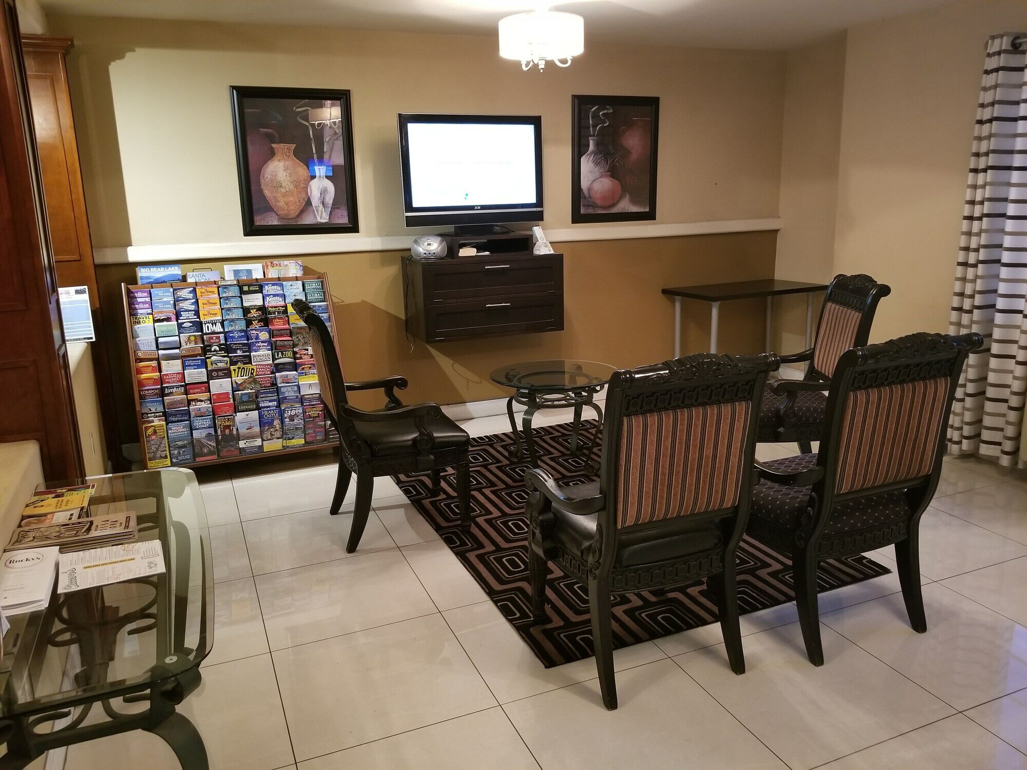 Фото Sunburst SPA & Suites Motel