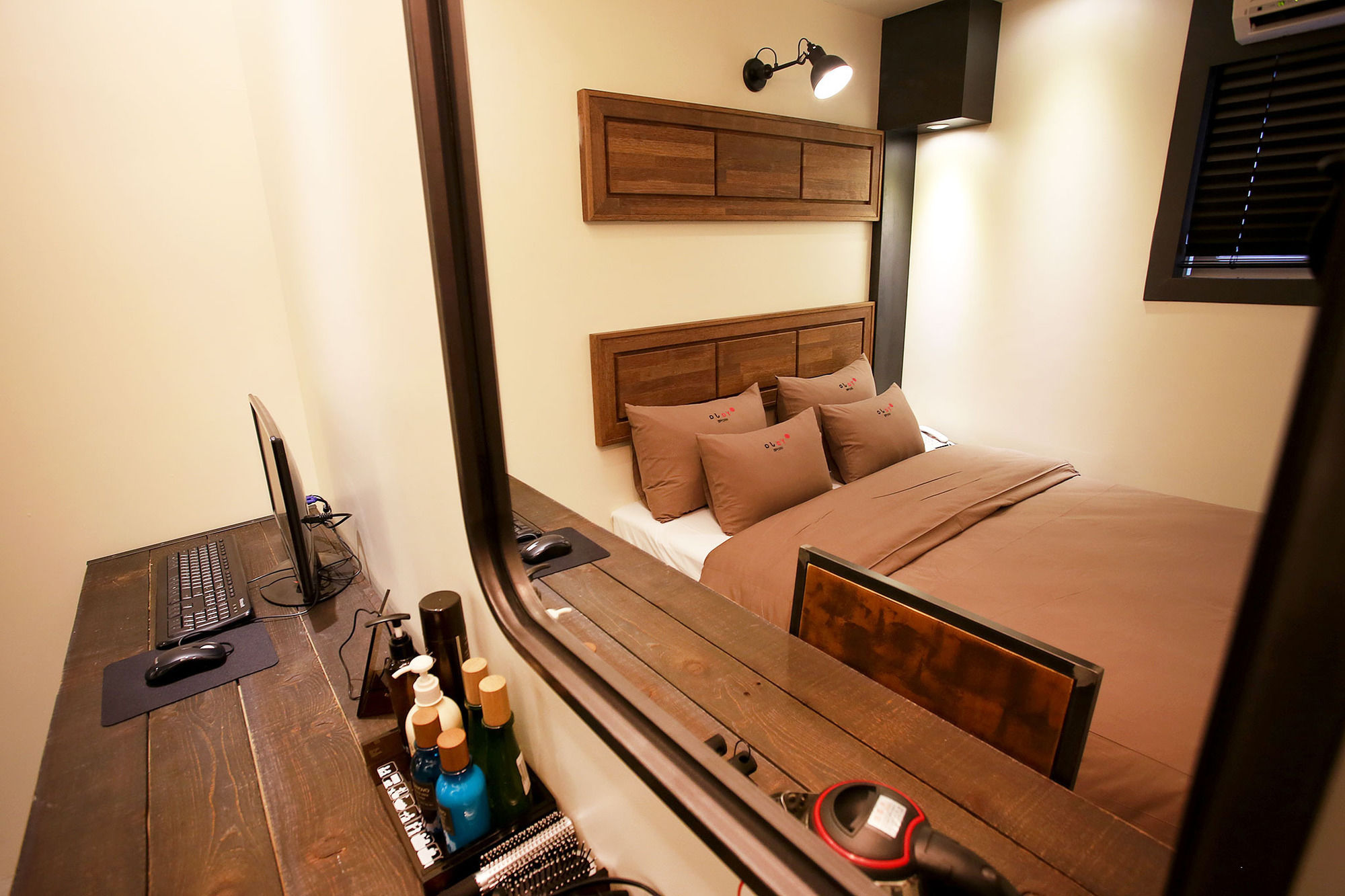 Фото Achasan Station Wall Hotel