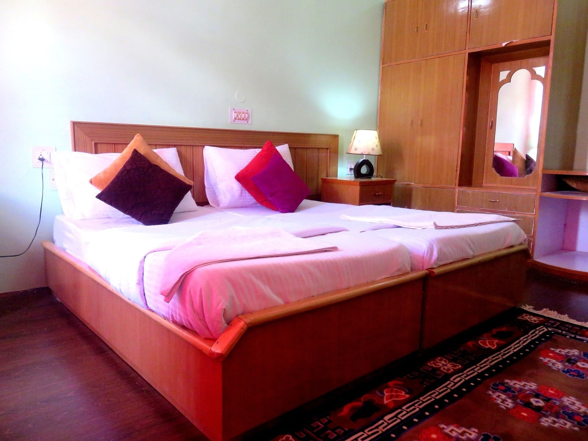 Фото Tih Hotel Maryul