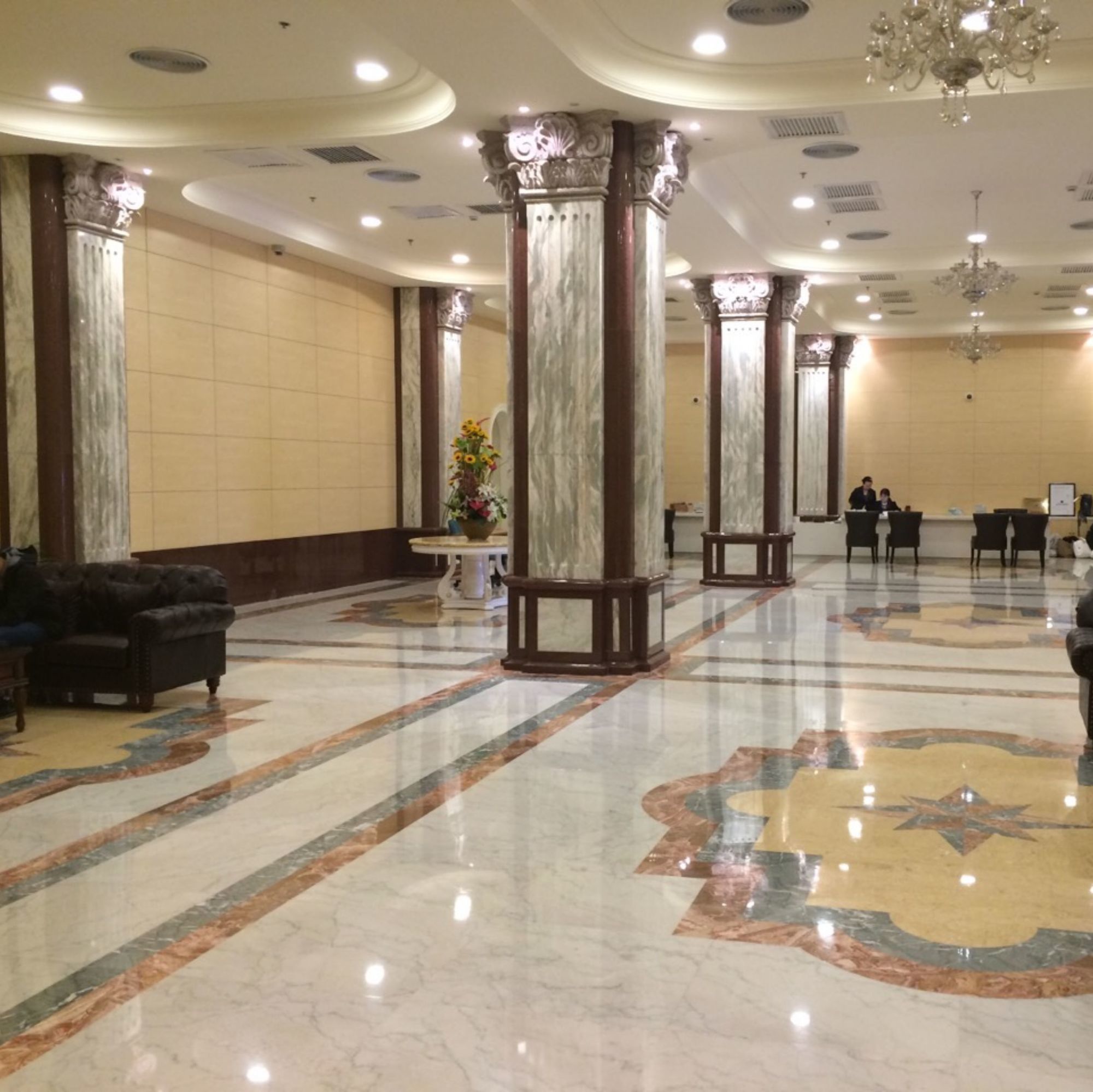 Фото Shanghai Lailai Hotel