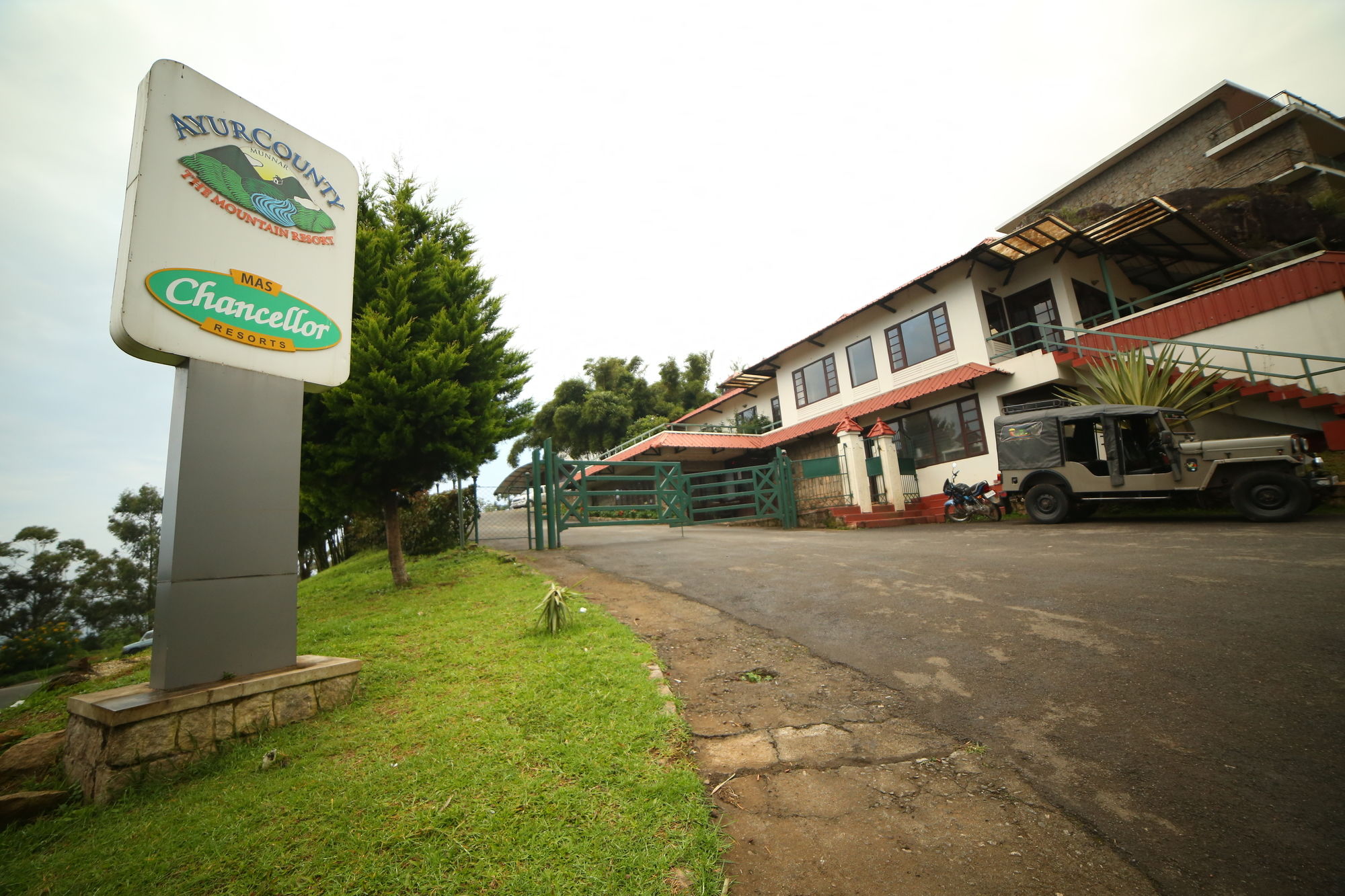 Фото Ayur County