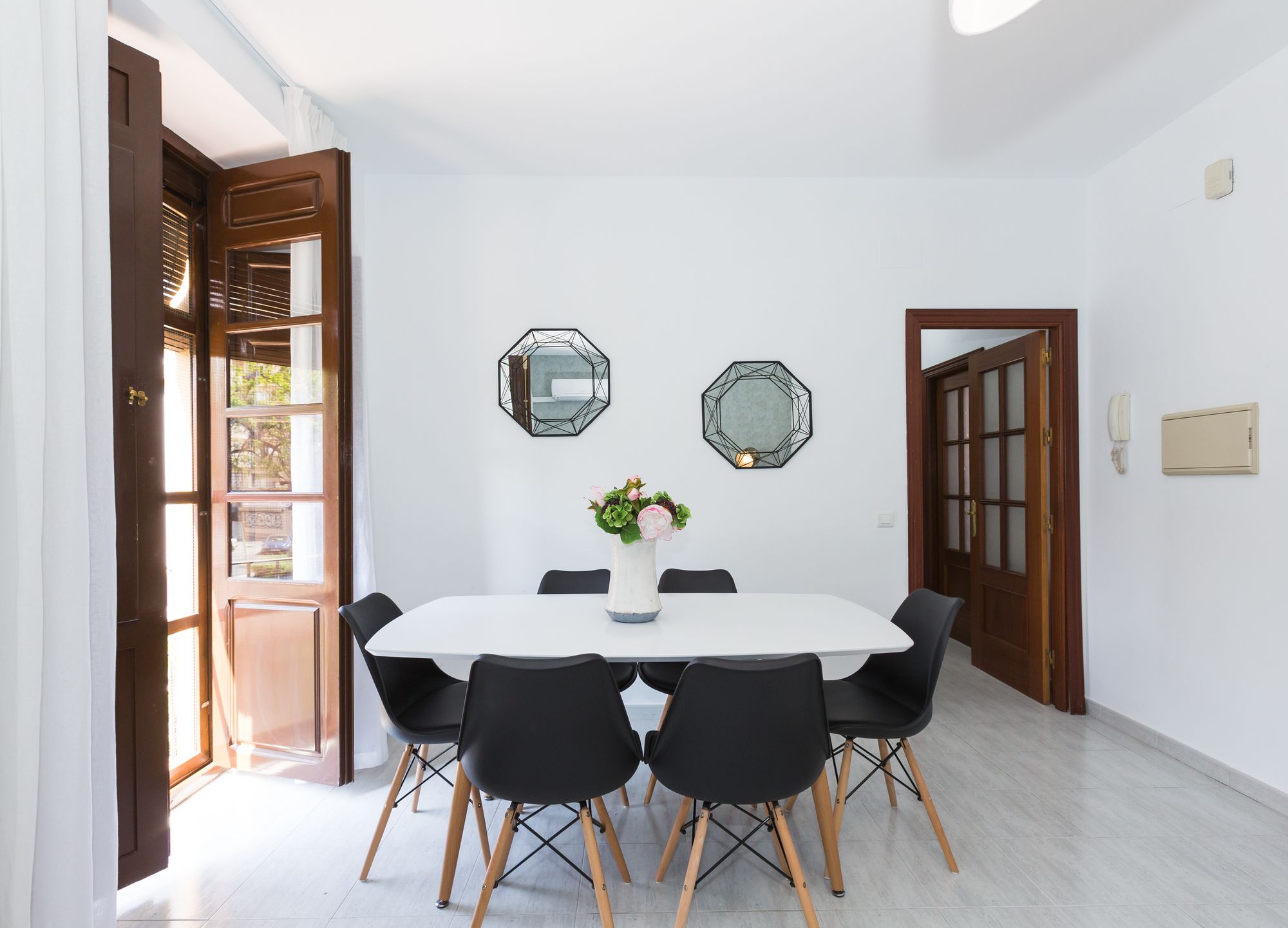 Фото Suncity Plaza Apartments