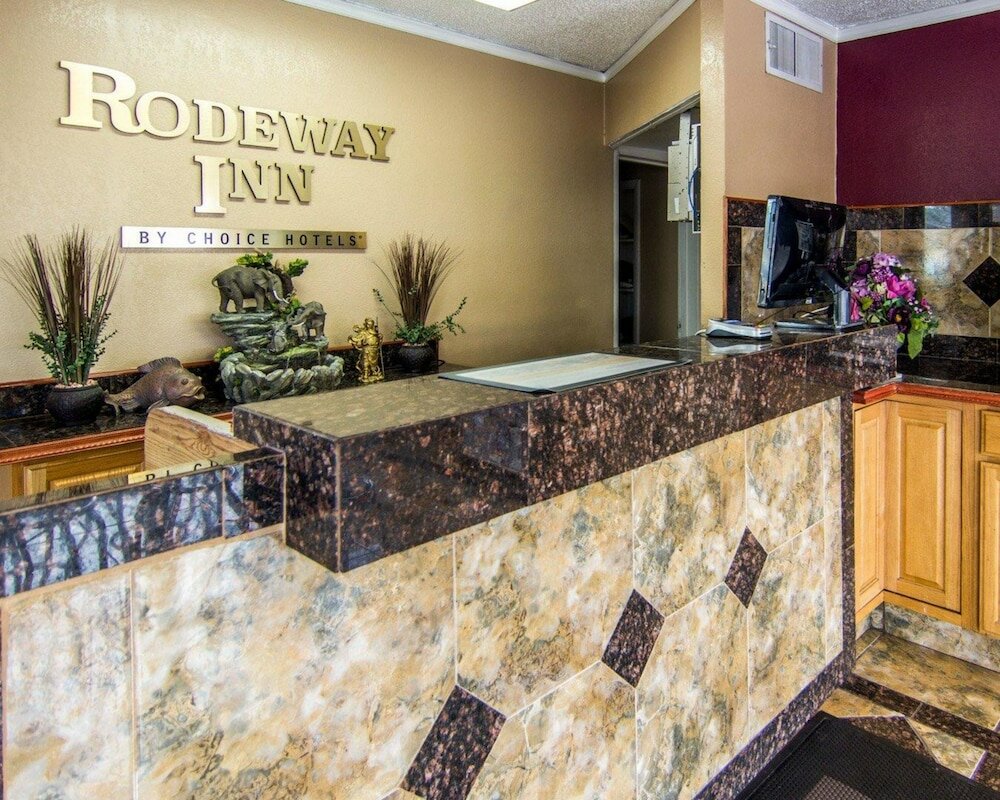 Фото Rodeway Inn Flagstaff - Downtown