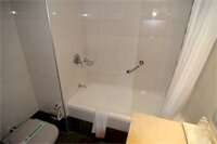 Фото Crystal Tower Hotel