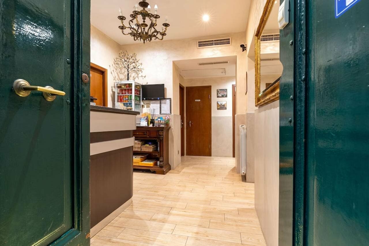 Фото Hotel Rome Love