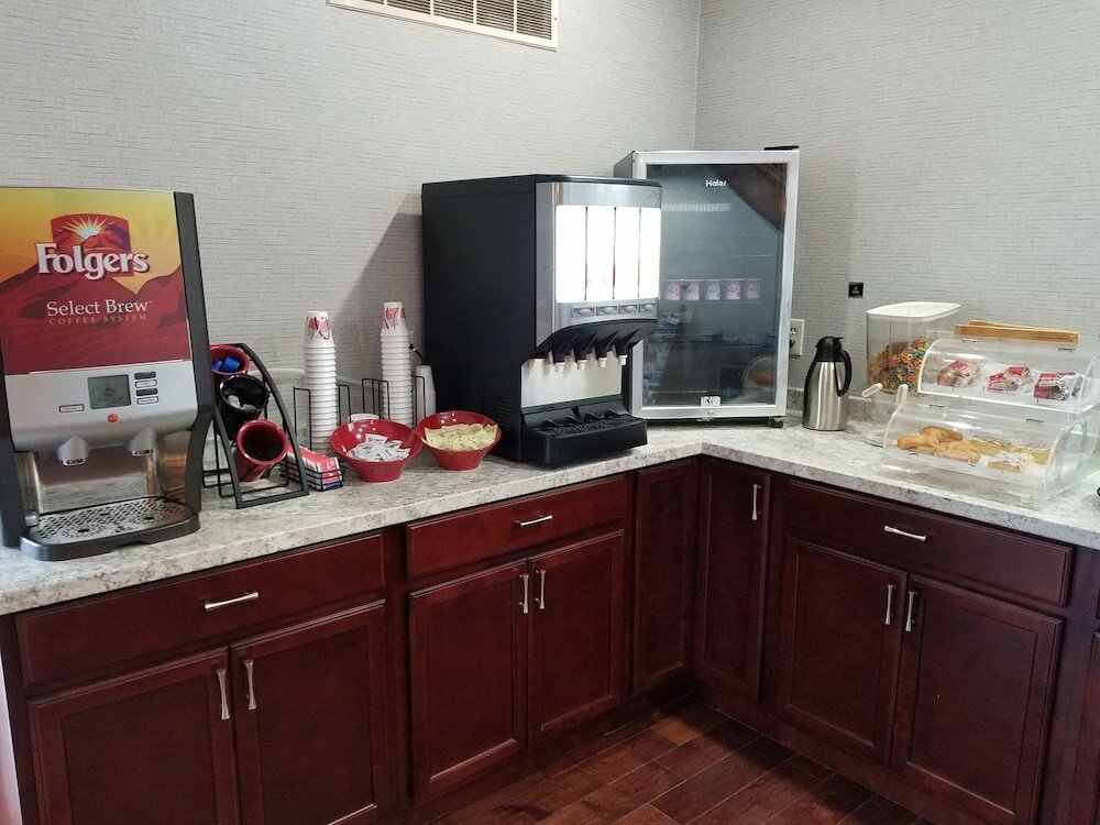 Фото Aartpark Hotel Inn At Lewiston