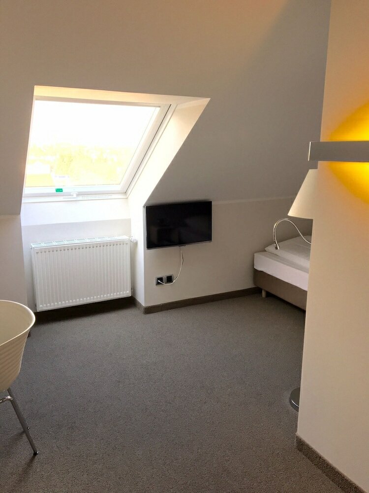 Фото Hotel Schweizer Hof Kassel