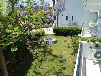 Фото Kleopatra Traditional Hotel Apartments