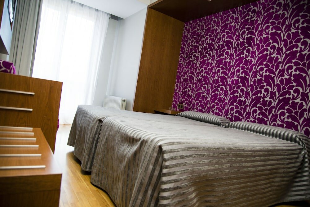 Фото Los Braseros Hotel