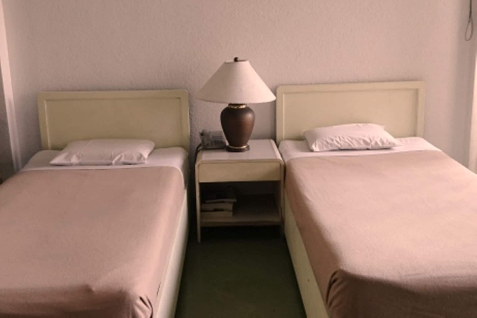 Фото Amorsolo Mansion