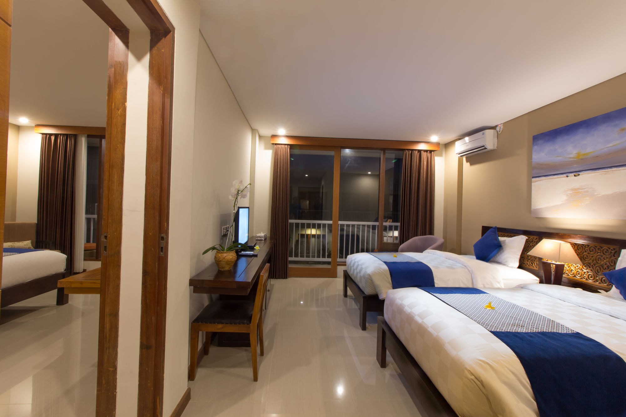 Фото Abian Harmony Hotel