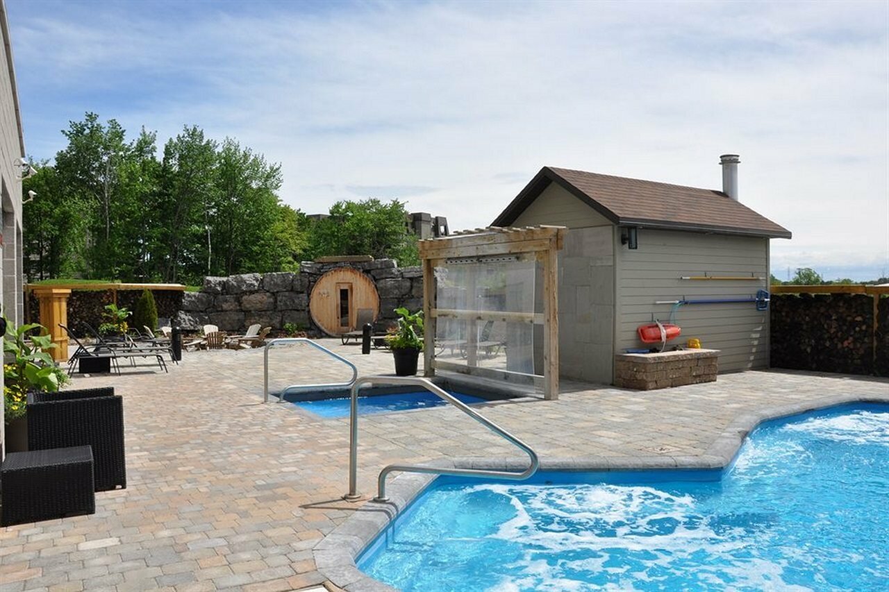 Фото DoubleTree by Hilton Quebec Resort