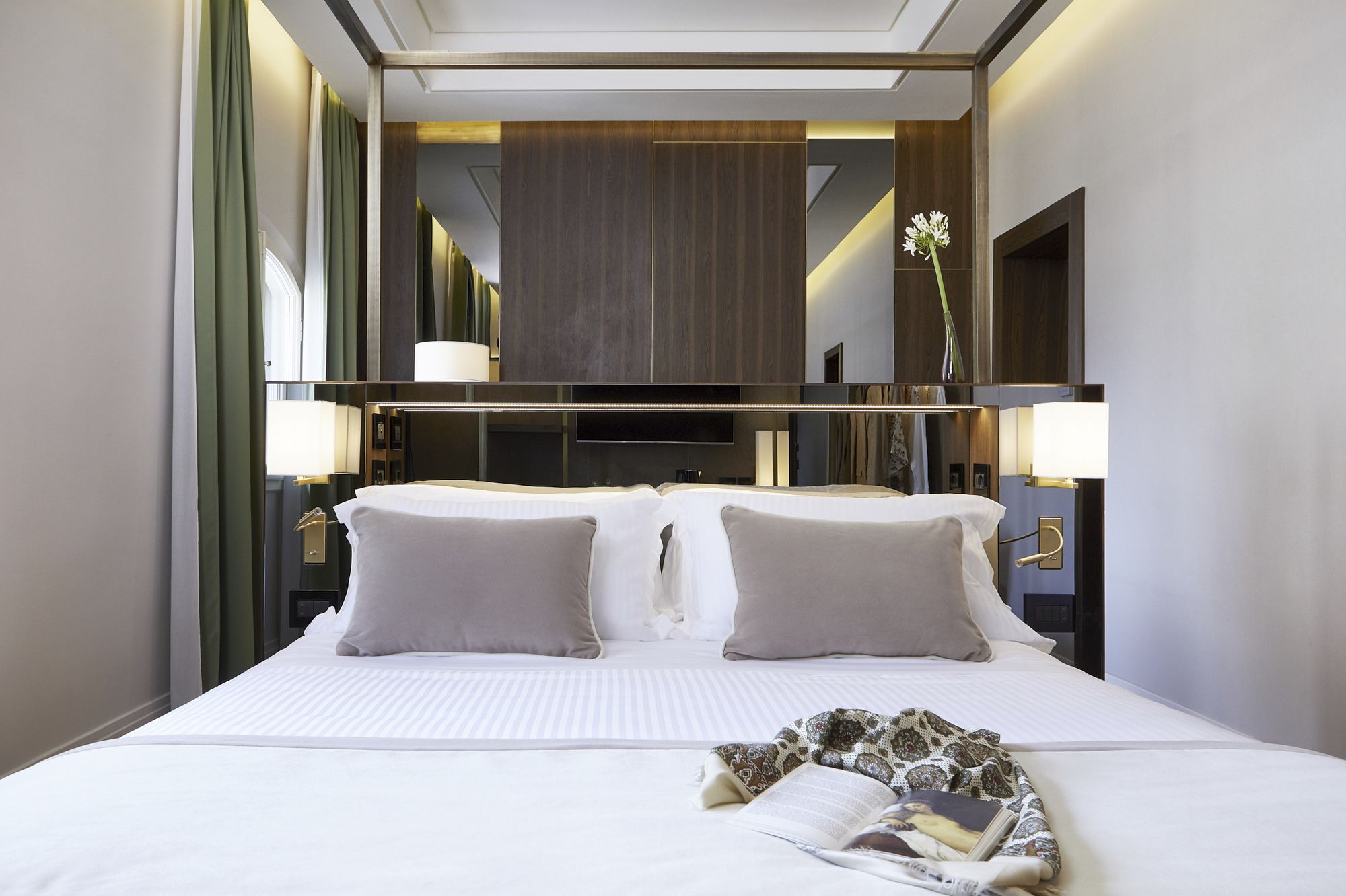 Фото Messori Suites