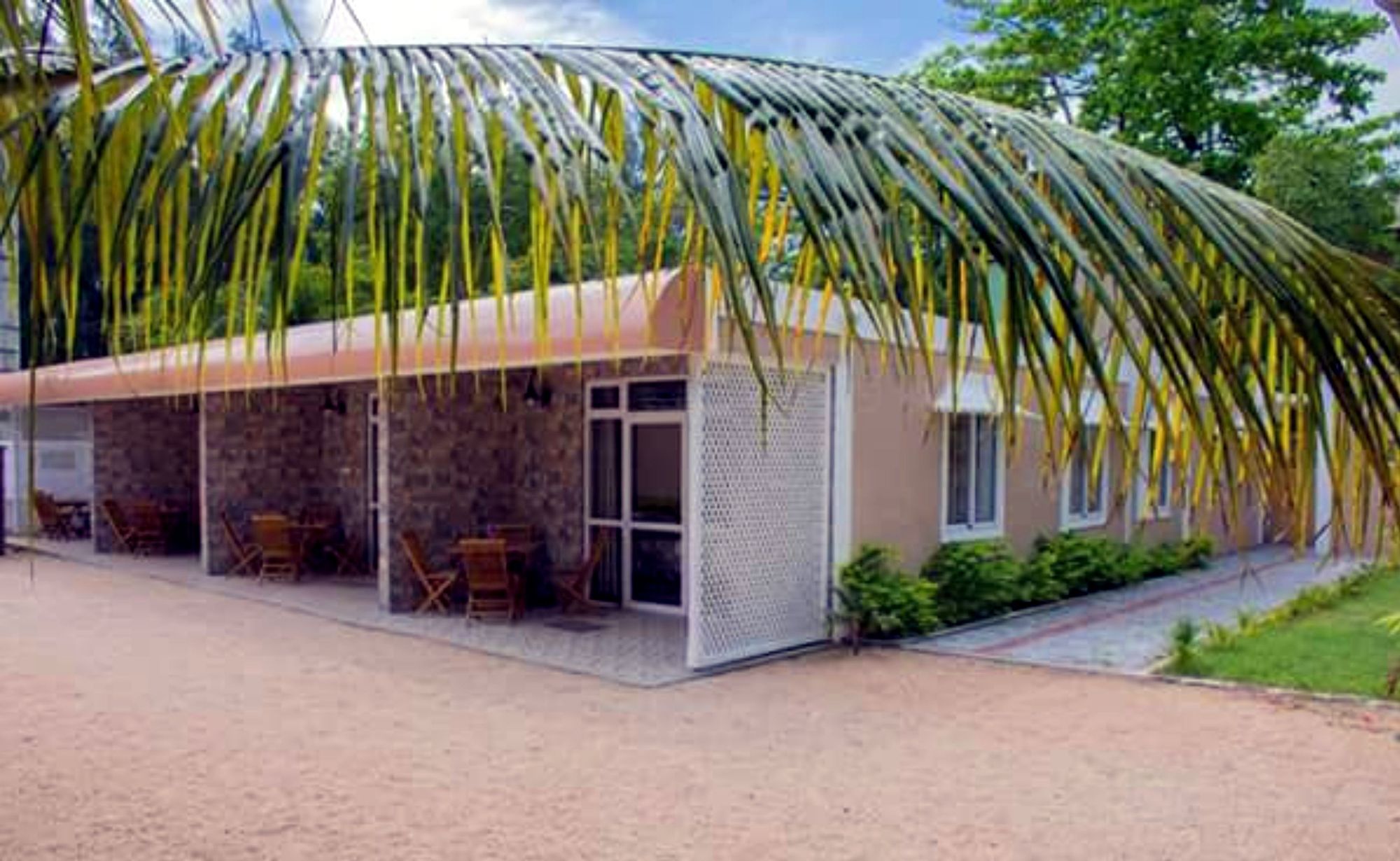 Фото отеля 1