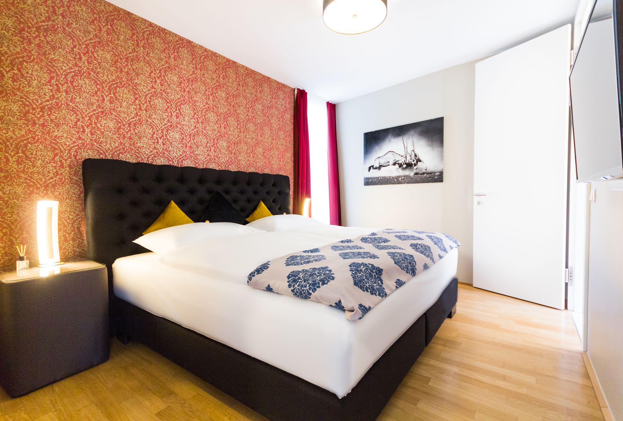 Фото Abieshomes Serviced Apartments - Downtown