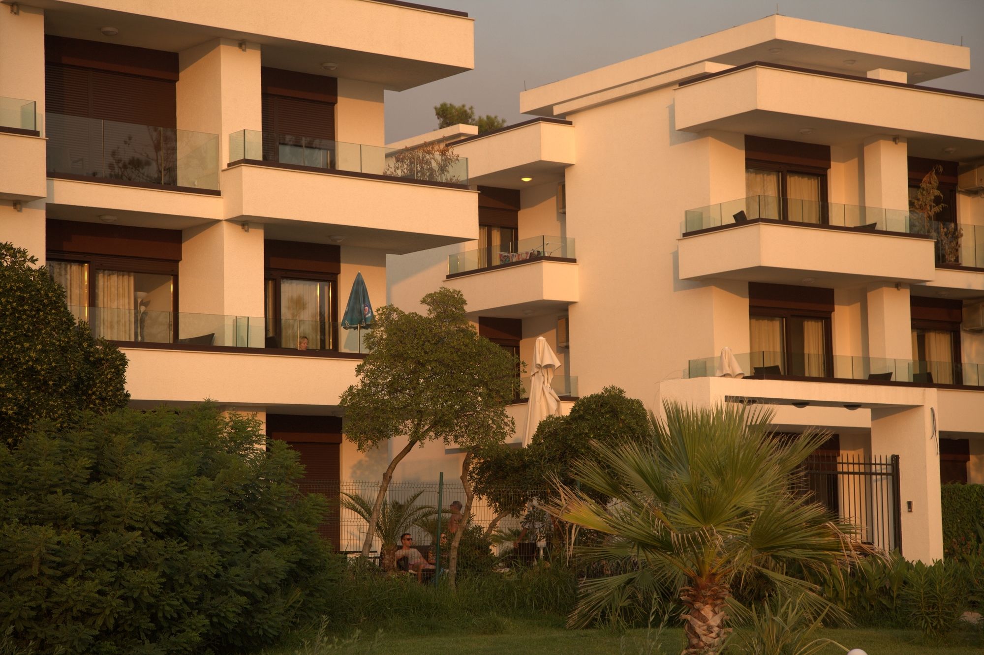 Фото Apartments Kuce Lekovica Beach & Restaurant