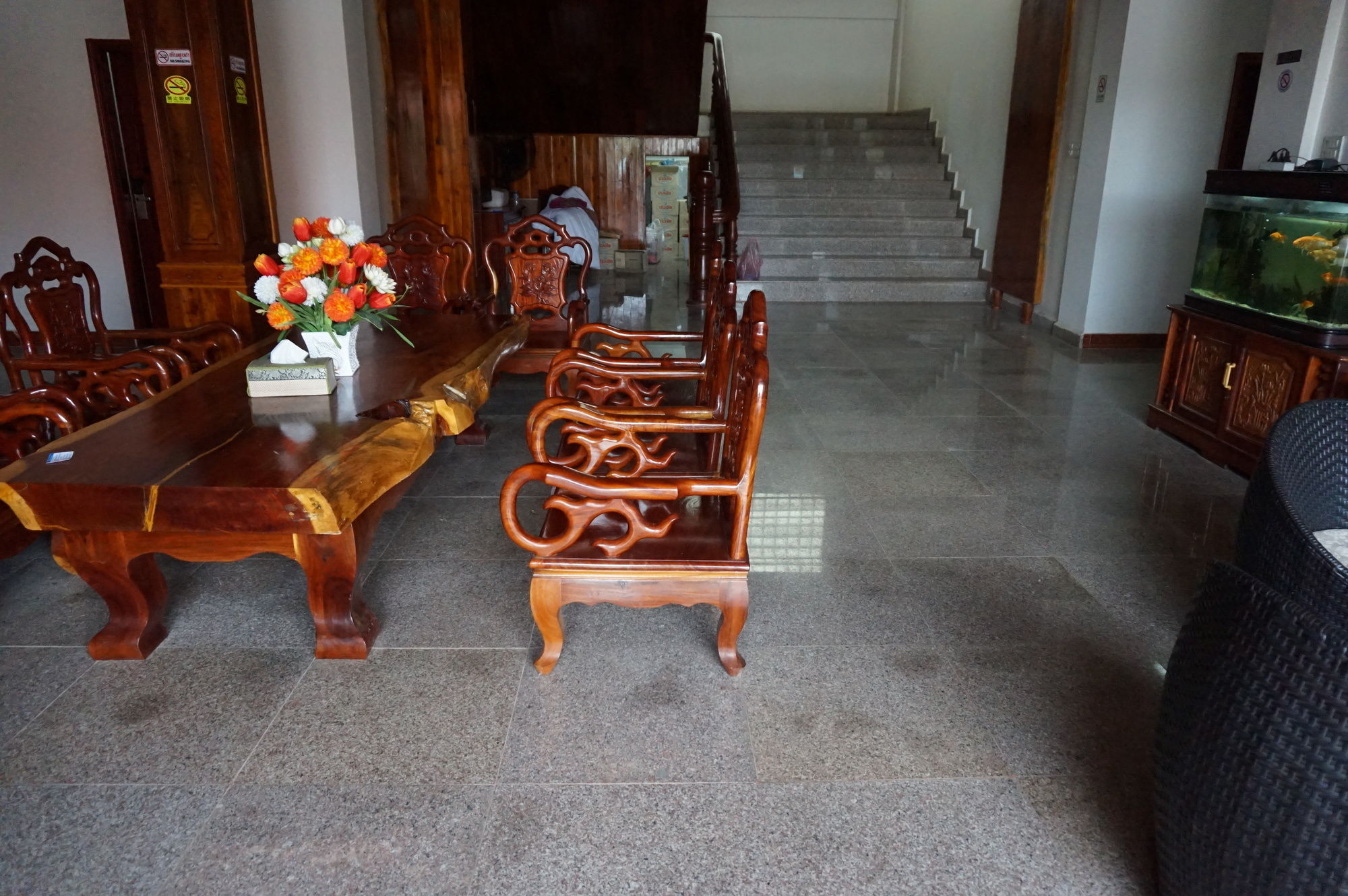 Фото Mittaphap Hotel II