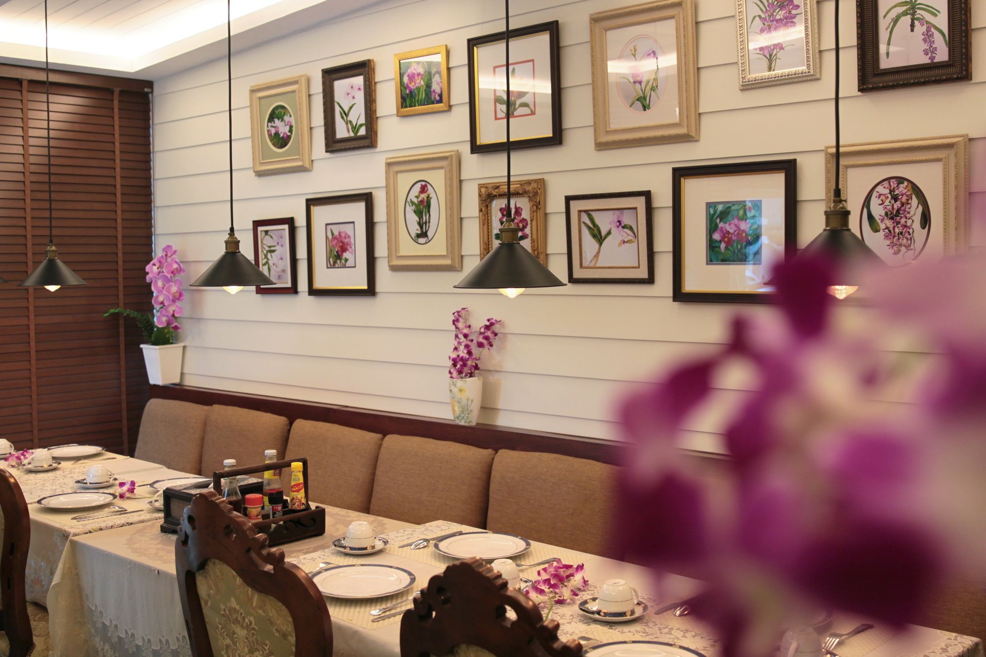 Фото The Orchid House 153