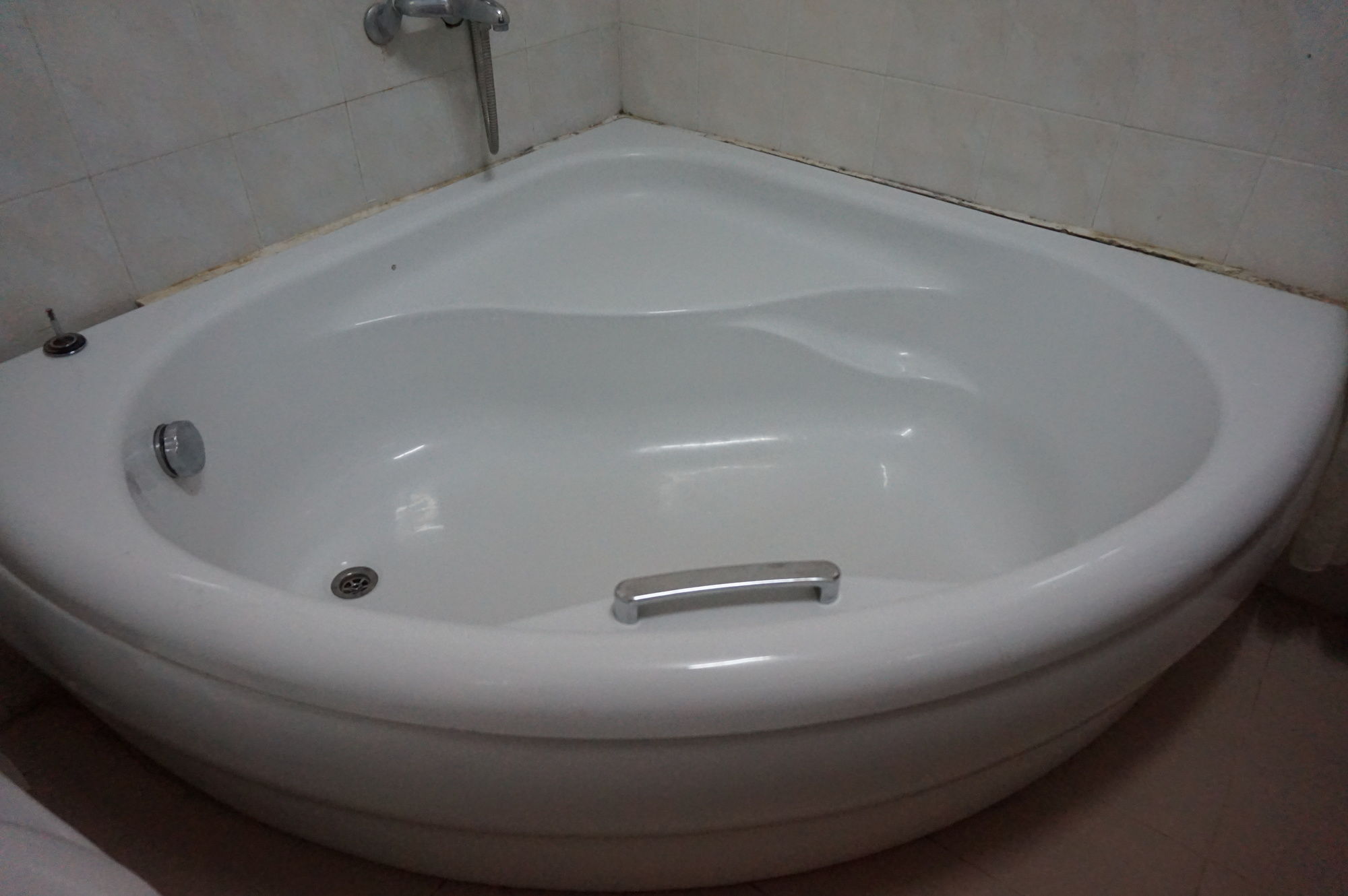 Фото Mittaphap Hotel II