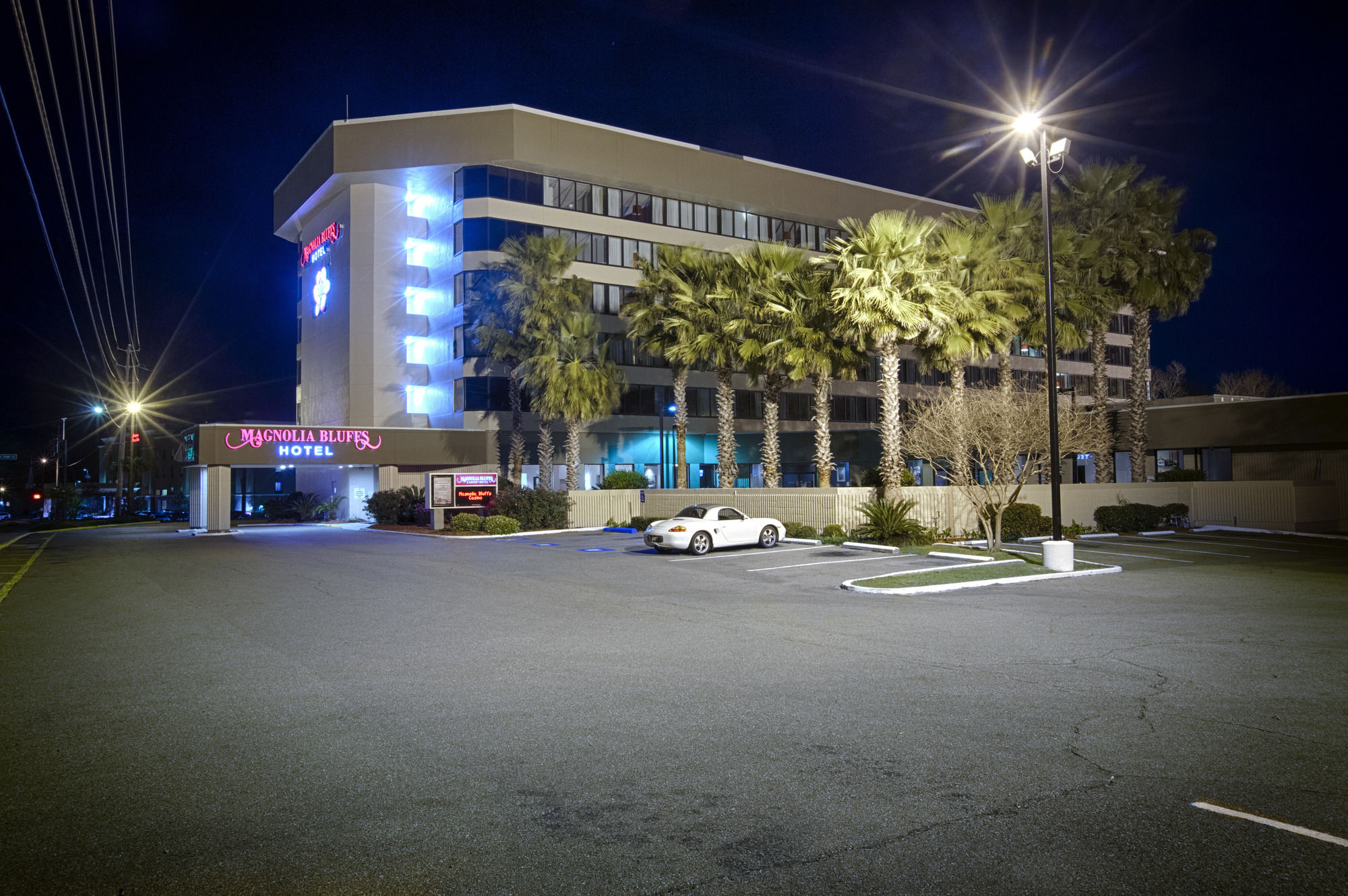 Фото Magnolia Bluffs Casino Hotel, Bw Premier Collection