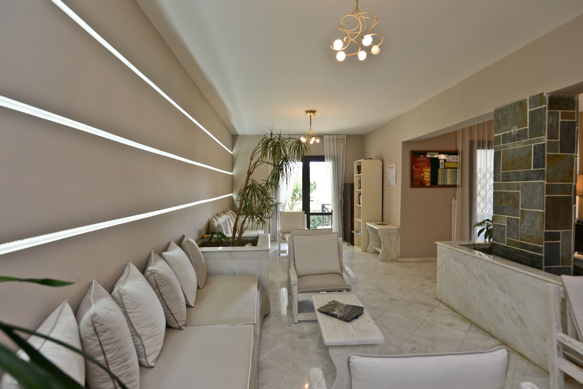 Фото Eva Mare Hotel & Suites - Adults Only