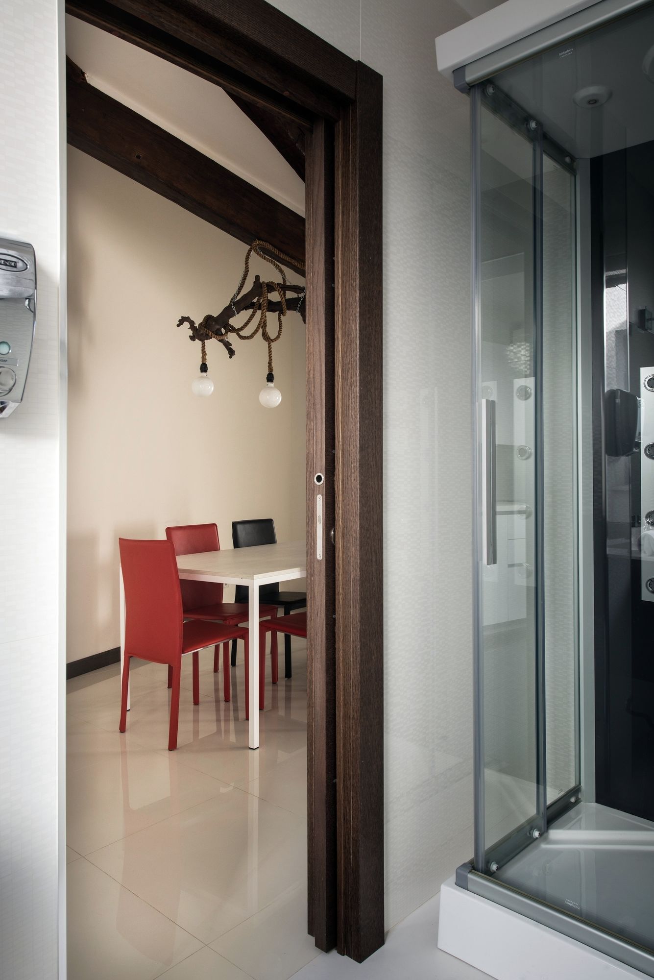 Фото Roisa Suites