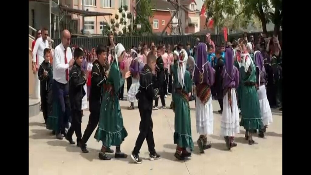 School Dr. Ferdi Kocal Middle School, Izmit, photo