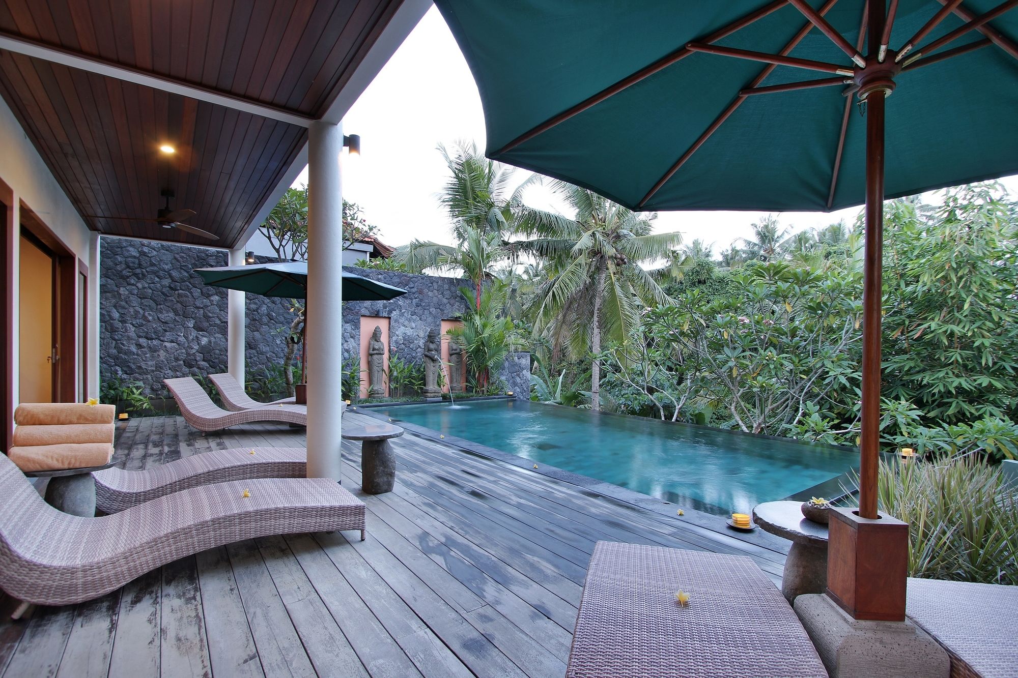 Фото D'Legon Luxury Villas