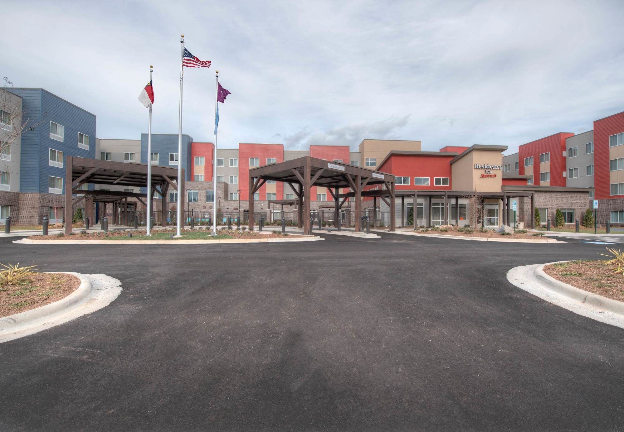 Фото Residence Inn by Marriott Charlotte Airport