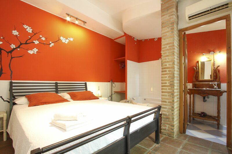 Гостиница Las Acacias Hostal Restaurante в Малаге