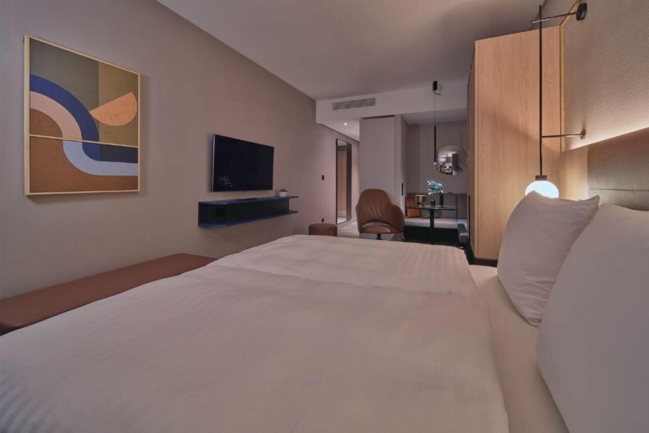 Фото Adina Apartment Hotel Wiesbaden