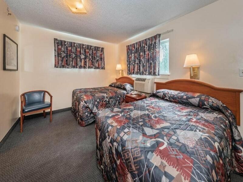 Фото Tampa Bay Extended Stay Hotel