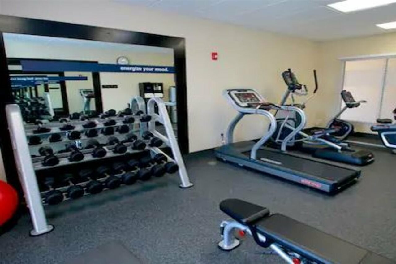 Фото Hampton Inn Suffolk