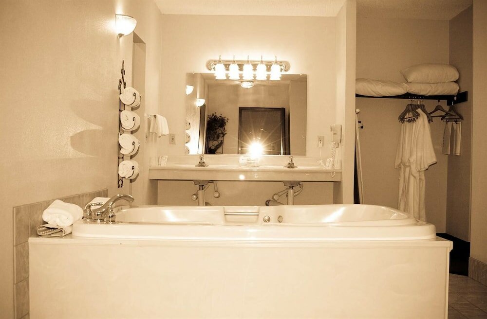 Фото Clover Island Inn