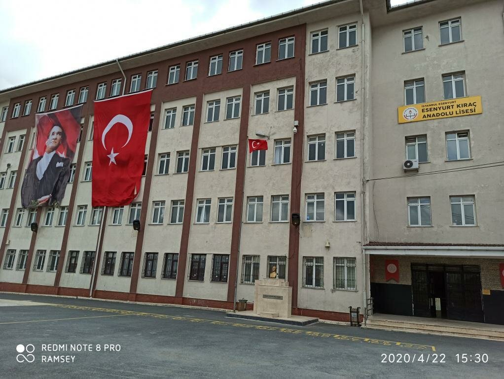 تعليم ثانوي Esenyurt Kyirach Anadolu High School ، اسطنبول، صورة