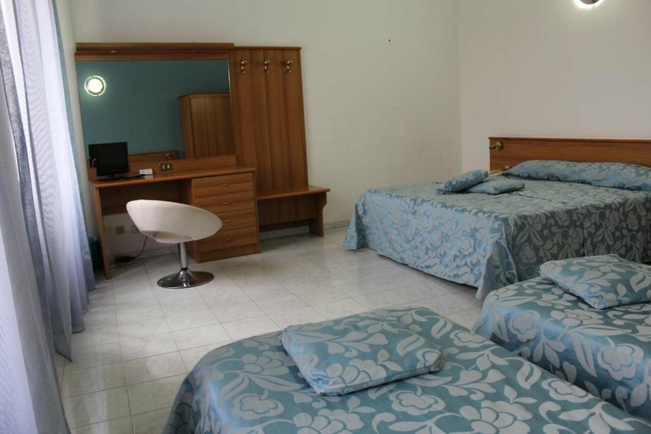 Фото Hotel Santa Marta