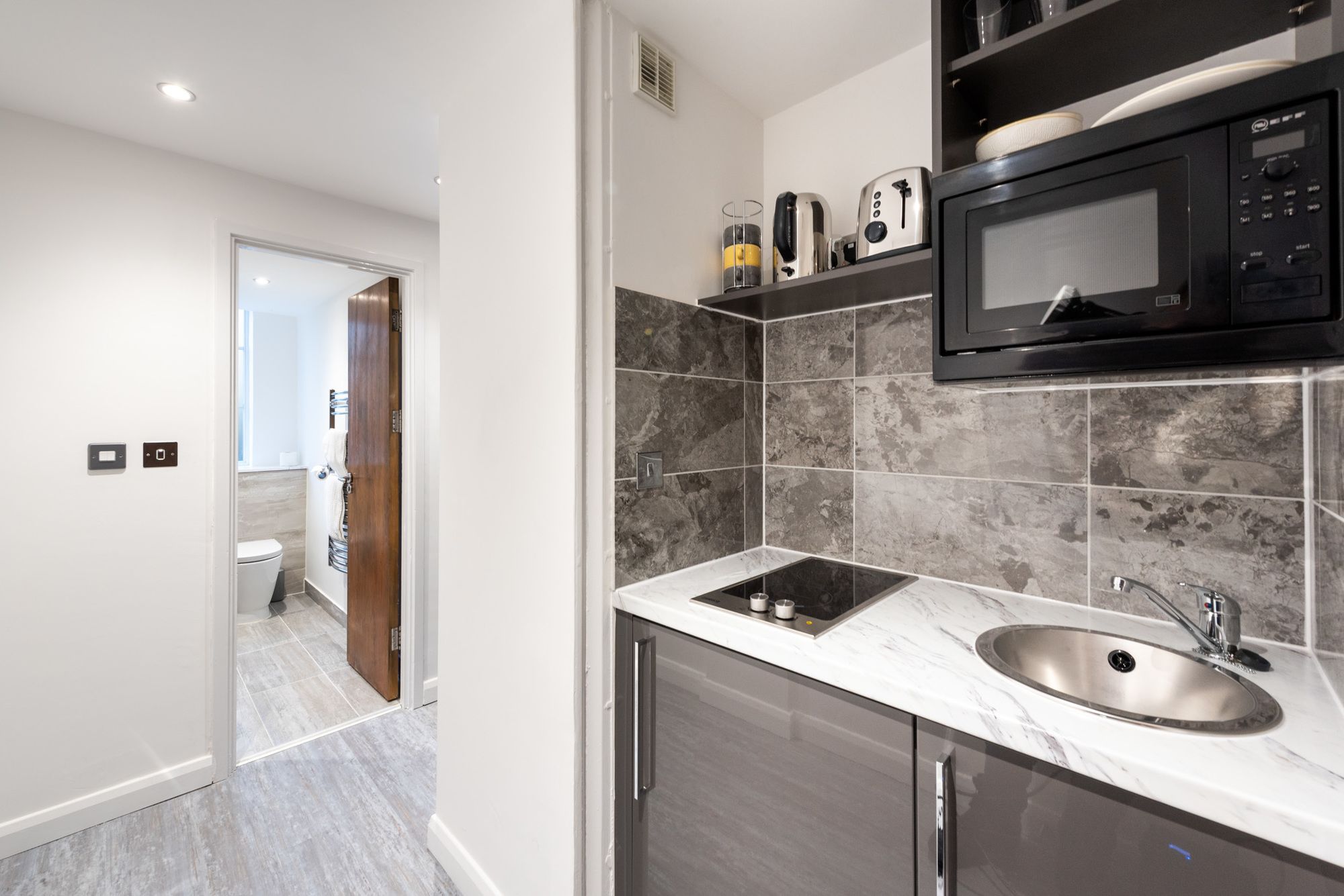 Фото Roland House Apartments