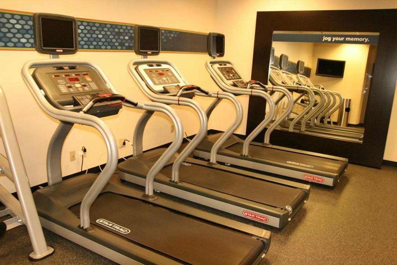 Фото Hampton Inn Cleveland-Downtown