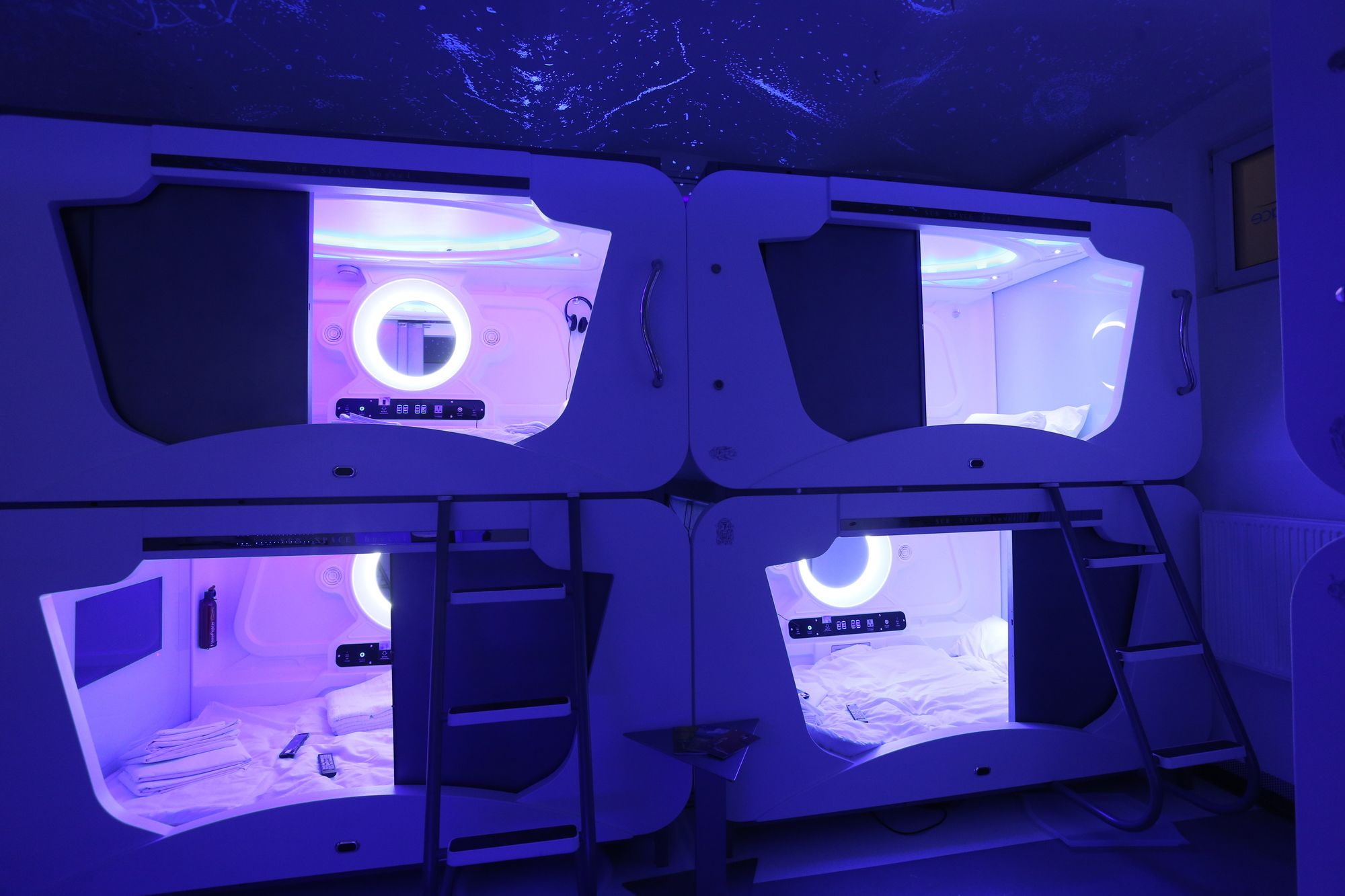 Фото SubSpace Hostel