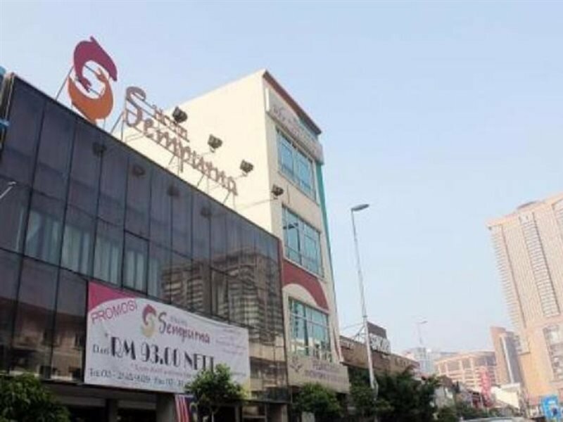 Фото отеля 1