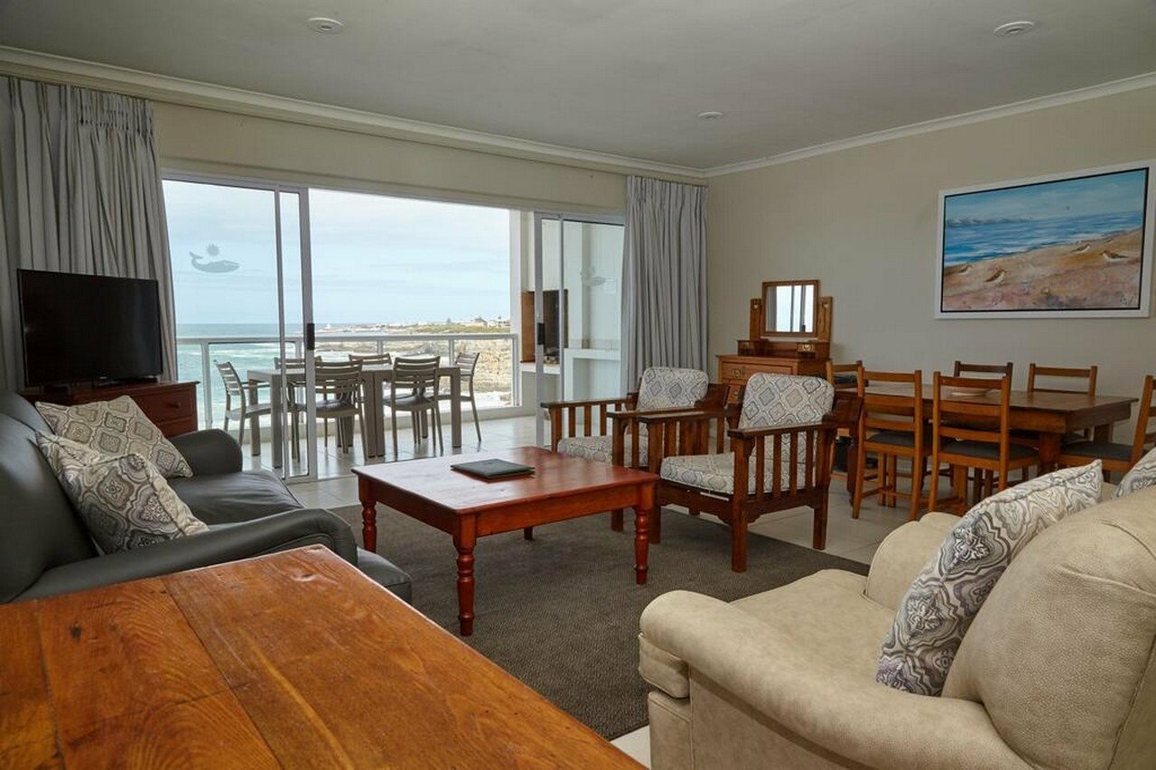 Фото Windsor Self Catering Apartments