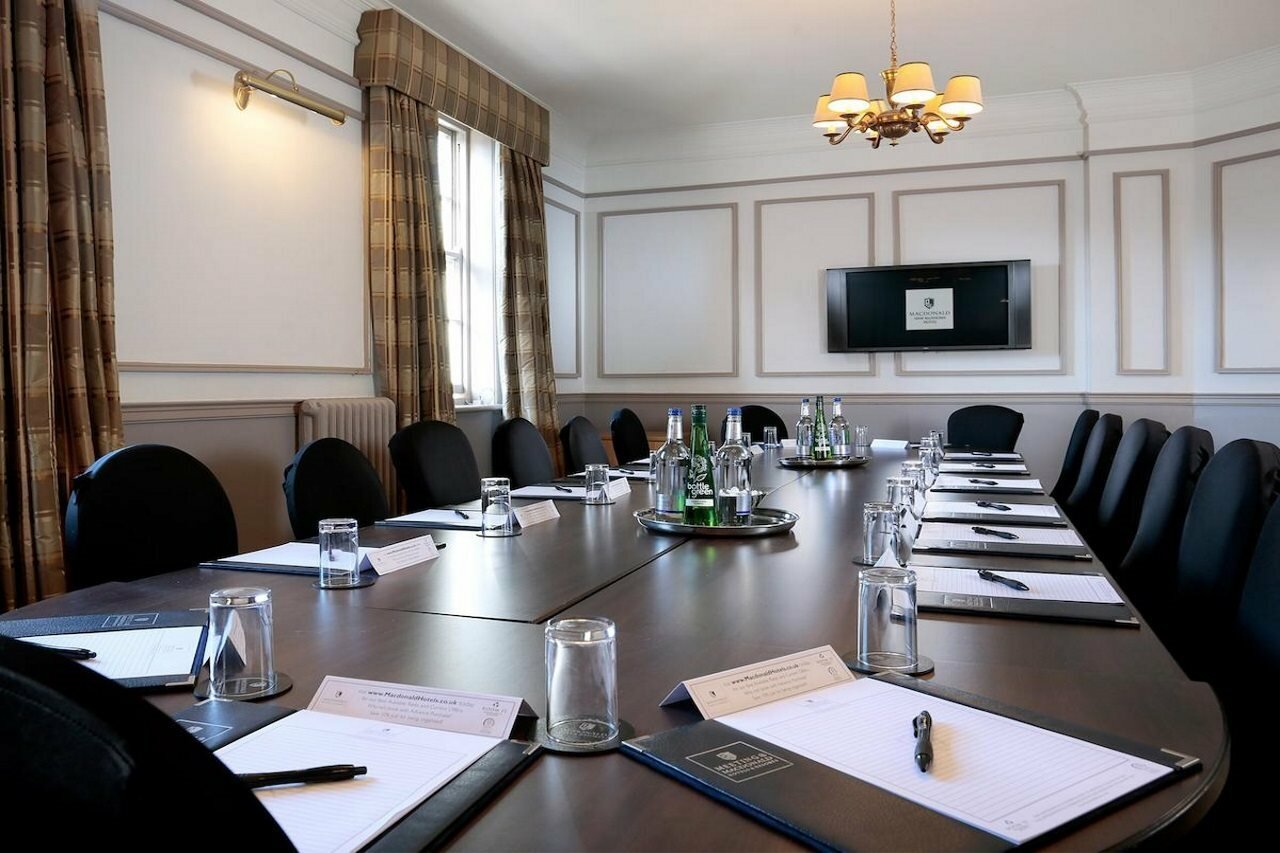 Фото Macdonald New Blossoms Hotel, Chester