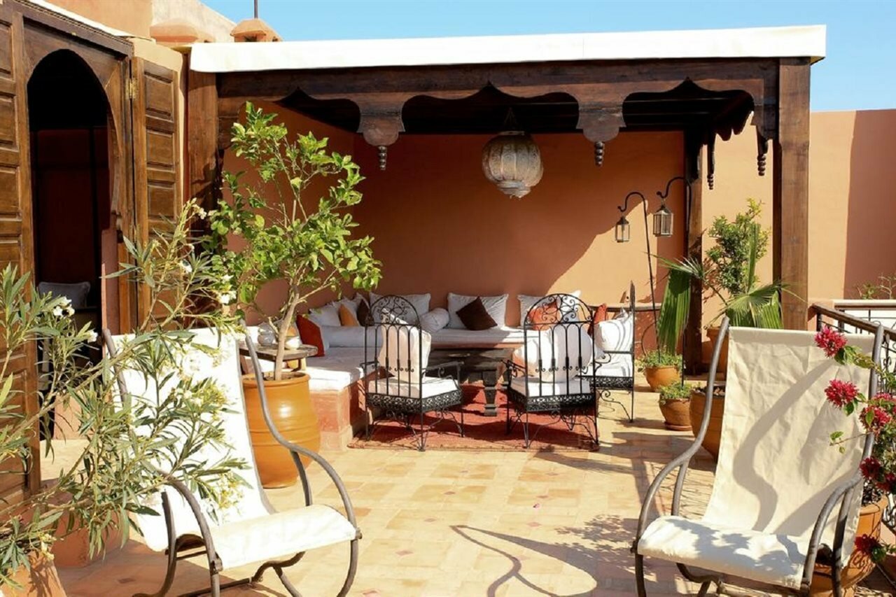 Фото отеля 2