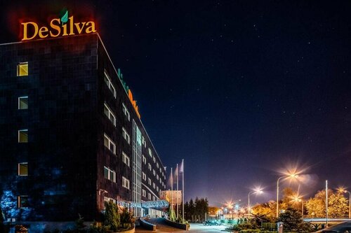 Гостиница Hotel DeSilva Warszawa Piaseczno в Констанцин-Езорне