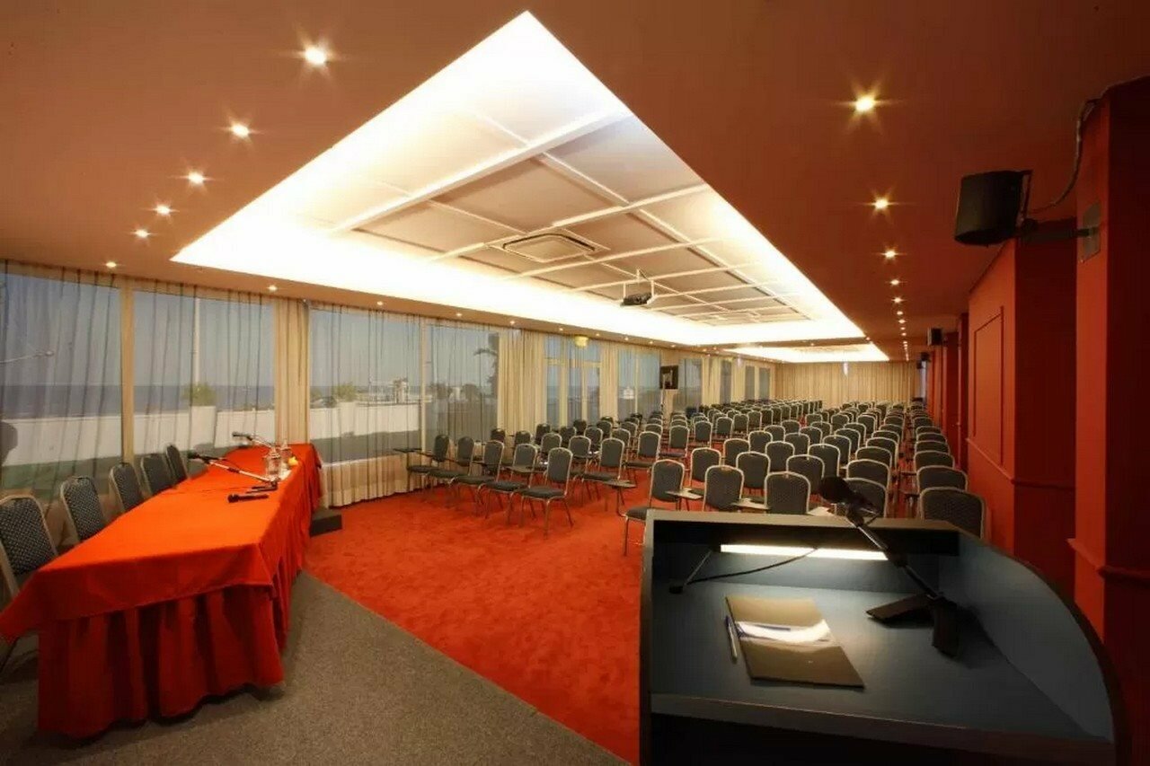 Фото Hotel Mediterraneo