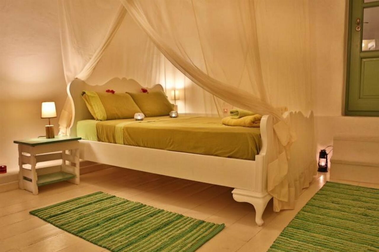 Фото Myrtia House