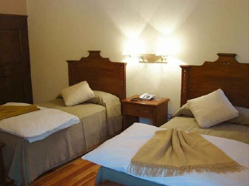 Фото Marques de Tojo Hotel