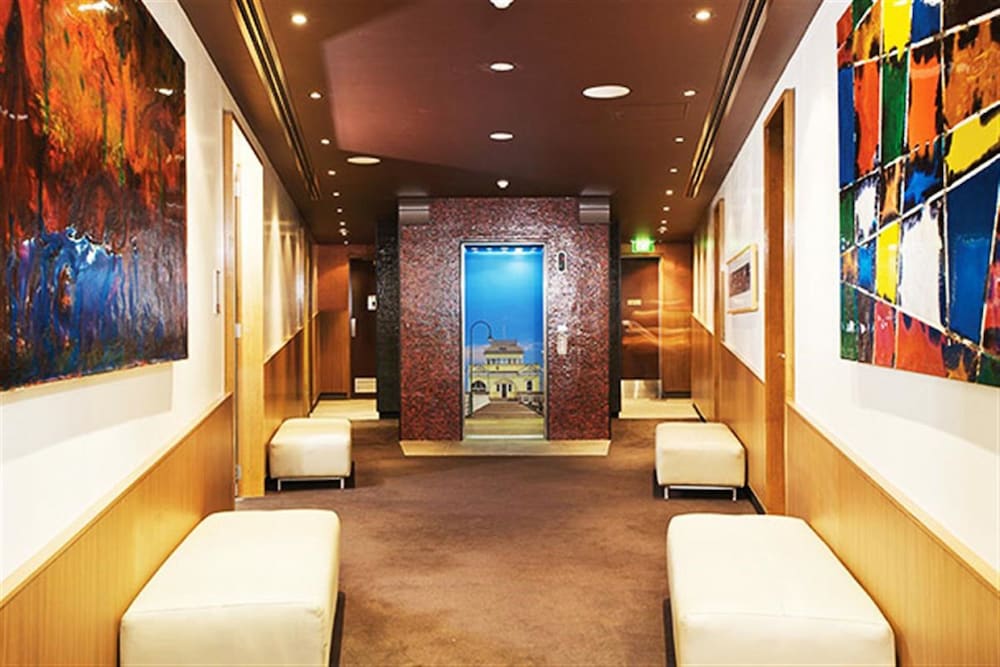 Фото Saint Kilda Beach Hotel an Evt hotel